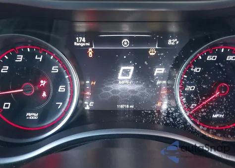 2016 Dodge Charger Sxt z USA, uszkodzony, nr VIN 2C3CDXHG9GH149612